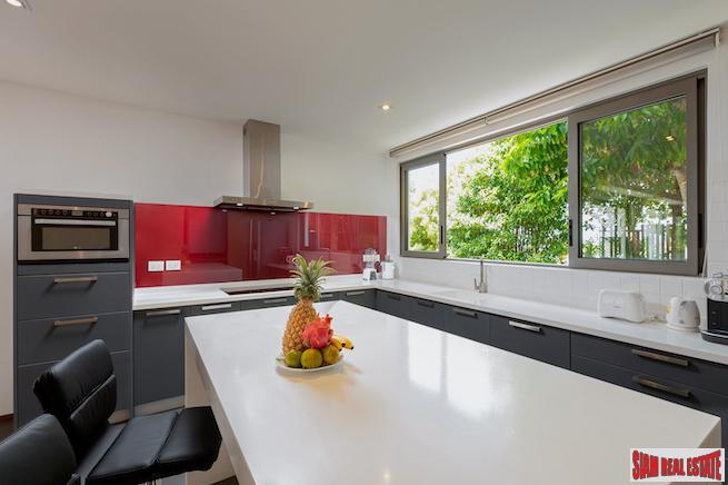 Impressive Four-Bedroom Sea View Villa in Ao Por for Rent-14