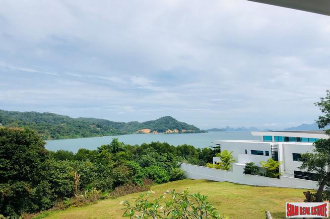 Impressive Four-Bedroom Sea View Villa in Ao Por for Rent-27