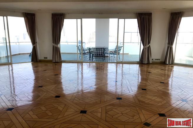 Saichol Mansion | Three Floor Penthouse with Stunning 360 Degree Panoramic View of the Chaopraya River-18