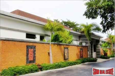 Two- and Three-Bedroom Pool Villas in Boutique Thalang Estate-16