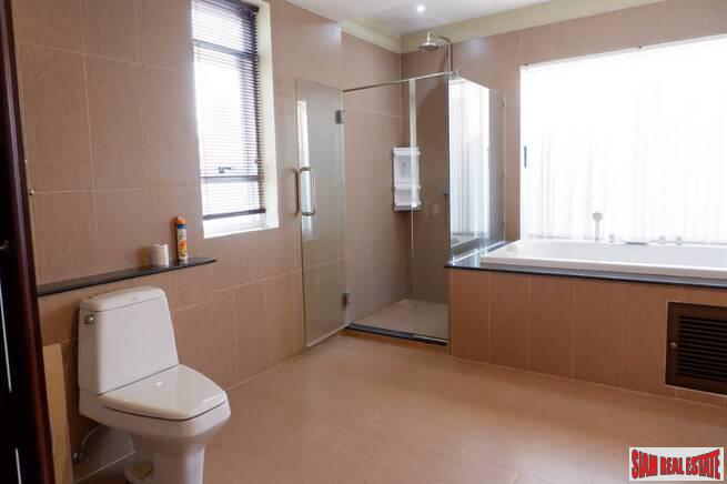 Private Pool Four Bedroom House for Sale in Surin-16