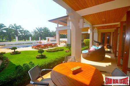 Loch Palm Villa | Luxury and Spacious House for Sale in Kathu-3