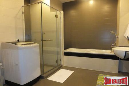 Karon Hill | Walk to the Beach from this Luxurious One Bedroom Sea View Condo for Sale-15