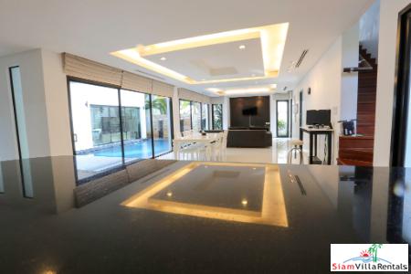 Large Private Pool Villa For Rent in a Great Location in Phuket Town-8