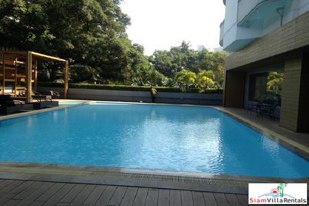 Witthayu Complex | Great Price Large Two Bedroom Condo near Chitlom-11