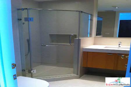 Athenee Residence | Very Large Luxury Three Bedroom Condo for Rent at Rajdamri BTS.-13