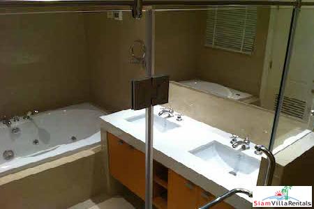 Athenee Residence | Very Large Luxury Three Bedroom Condo for Rent at Rajdamri BTS.-8