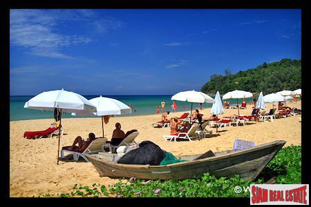 Naithon Condominium | One bedroom Condominium Steps from Beautiful Naithon Beach-10