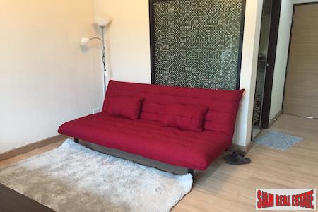 Naithon Condominium | One bedroom Condominium Steps from Beautiful Naithon Beach-2