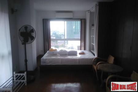 38 Mansion | Fully Renovated large 2 bed near Thonglor BTS.-4