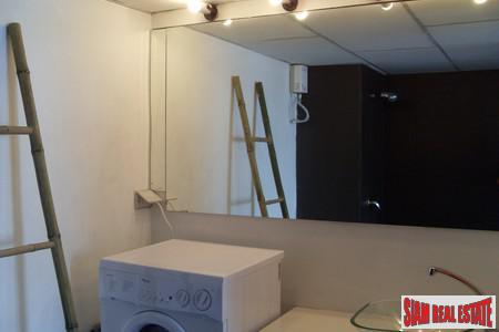 38 Mansion | Fully Renovated large 2 bed near Thonglor BTS.-8