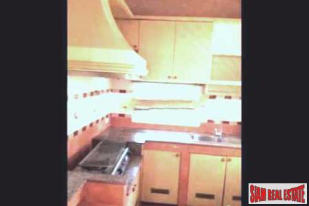 Mantana Village | Three Bedroom House for Sale Parallel to Motorway Rama 9-1