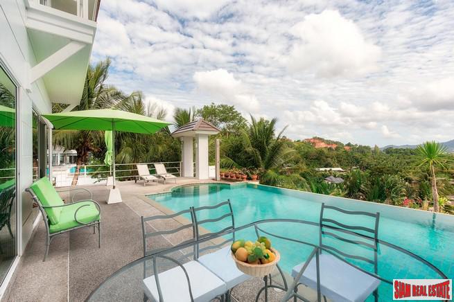 Botan Village | Large Modern 4 bedroom House with Views over Loch Palm Golf Course-17