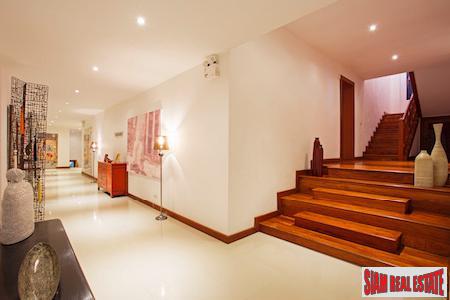 Villa Baan Phu Prana | Contemporary Luxury Sea View Ten Bedroom Pool Villa for Sale-17