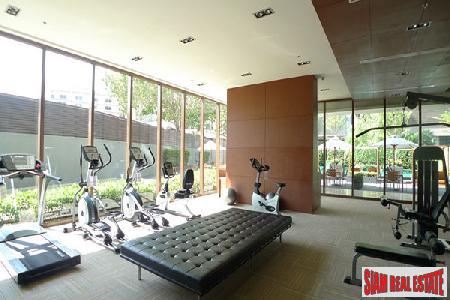 The Emporio Place | One Bed Modern Contemporary Condo for Rent at Sukhumvit 24-3