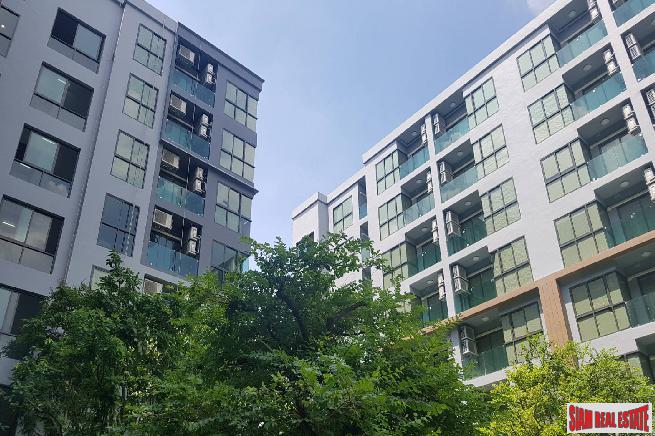 Ready to Move in Resort Style Low-Rise Condo next to Canal at Sukhumvit 50, BTS Onnut - 1 Bed Units - Up to 33% Discount and Full Furnished!-2