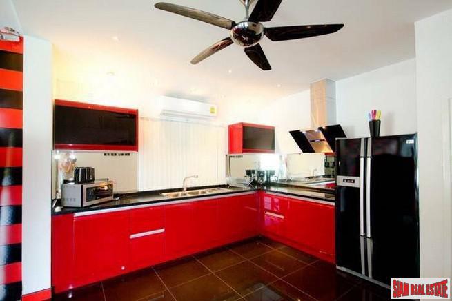 Private 3-Bedroom Pool Villa in a Popular Area of Rawai-7