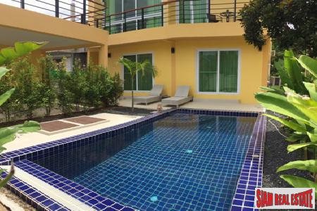Private Pool Villa with 4-Bedrooms in Rawai, Phuket-0