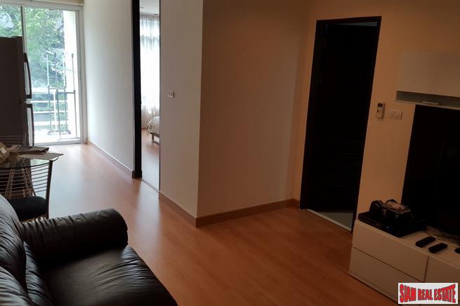 Amethyst 39 | Park Like Views from this Newly Renovated One Bedroom Near Phrom Phong BTS - Sukhumvit 39-2