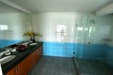 East Coast Ocean Villa | Spacious 2 Bed with Million Dollar Sea View-12