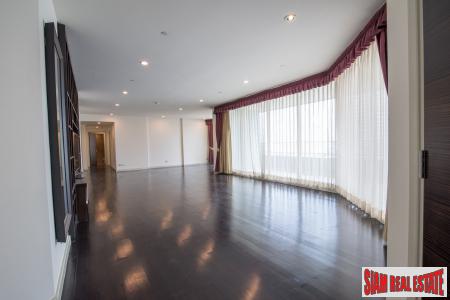 WaterMark Chaophraya | Luxurious 5- Star Three Bedroom Condo with River Views, Saphan Taksin, Bangkok-5