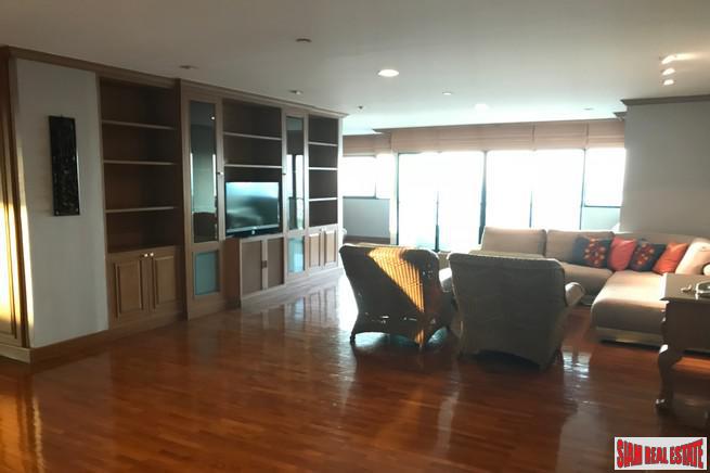 Sathorn Gardens | River and City Views from this Three Bedroom Condo for Rent at Sathorn, Bangkok-15