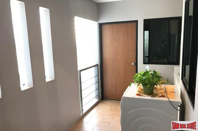 Sathorn Gardens | River and City Views from this Three Bedroom Condo for Rent at Sathorn, Bangkok-18