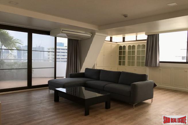 Supalai Place | Large Newly Renovated 2 Bed Condo with Balcony at Sukhumvit 39, Phrom Phong-6