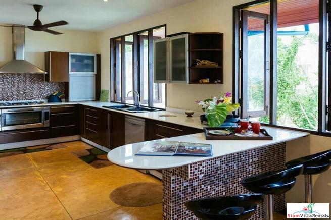 Fantastic Sea Views from this Three Bedroom House Located in the Hills of Karon-8