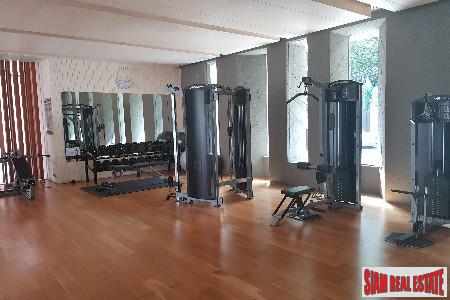 Ficus Lane Condo | Super Deluxe Three Bedroom Condo with Pool View in Phra Khanong-3