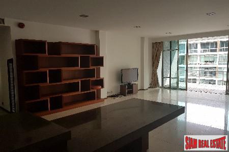 Ficus Lane Condo | Super Deluxe Three Bedroom Condo with Pool View in Phra Khanong-5