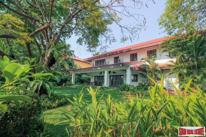 Lakeside Villa 1 | Modern Three Bedroom Home Surrounding in a Park-Like Setting, Bang Na, Bangkok-0