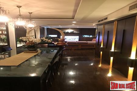 The Lanai Condo | Elegant Three Bedroom on Garden Floor in Chong Nonsi-8