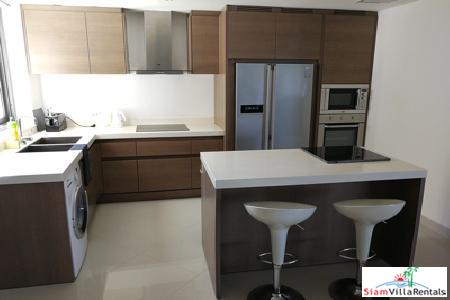 Sansuri | Luxury Service Condo in Quiet Area of Surin-2