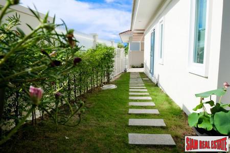 Private Pool Villa with Views of Big Buddha in Chalong, Phuket-1