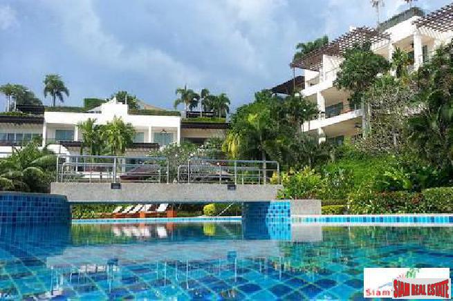 Layan Garden | Luxurious Three Bedroom Condo with Pool Access for Rent