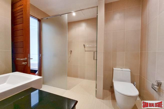 Layan Garden | Luxurious Three Bedroom Condo with Pool Access for Rent-12