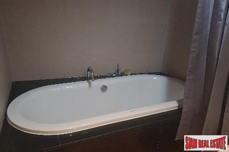 Baan Rajprasong Bangkok | Large Corner One Bedroom Condo for Sale in Lumphini-10