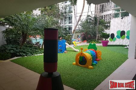 Baan Rajprasong Bangkok | Large Corner One Bedroom Condo for Sale in Lumphini-1