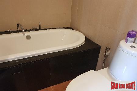 Baan Rajprasong Bangkok | One Bedroom Corner Unit on 20th Floor in Lumphini-15