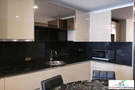 Noble Ploenchit | Contemporary and Spacious Two Bedroom Condo for Rent in Lumphini-6