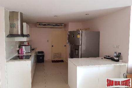 39 Suites | Convenient and Modern Two Bedroom Condo on Sukhumvit 39, Phrom Phong-4