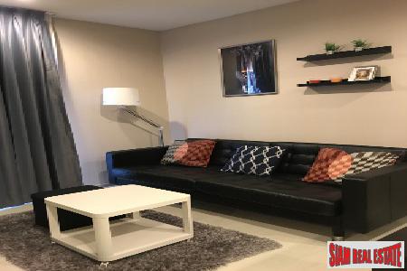 Rhythm Sukhumvit 36-38 | Furnished Contemporary Two Bedroom Condo for Rent-9