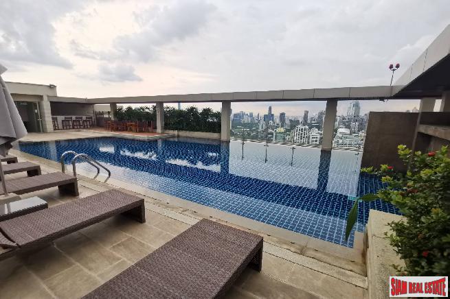 The Lakes | Luxury Pet-Friendly 1 Bedroom Condo 109sq.m Overlooking Benjakiti Park, Sukhumvit 16-11