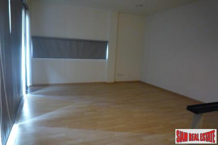 Noble Cube Pattanakarn | Newly Built Three Storey Townhouse for Sale in Suan Luang, Bangkok-12
