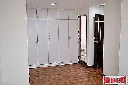 Fortune Condo Town | Large Unique Two Bedroom for Rent in Sathorn-12
