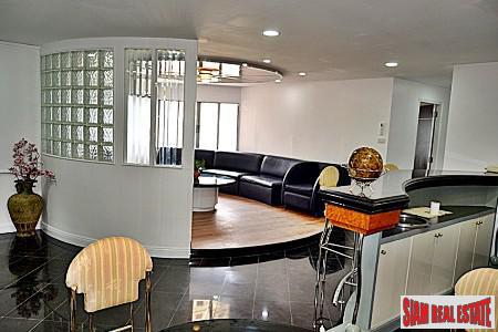 Fortune Condo Town | Unique and Large Two Bedroom Condo in Sathorn, Bangkok-3