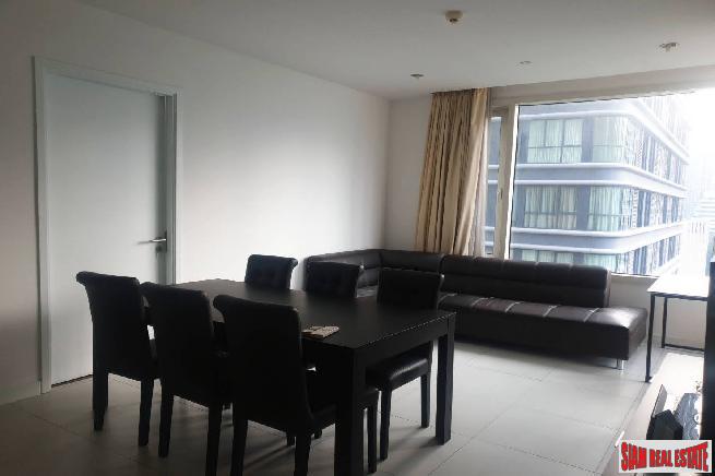 Manhattan Chidlom | Nicely Decorated 2 Bed Condo with Canal Views in Chidlom-1