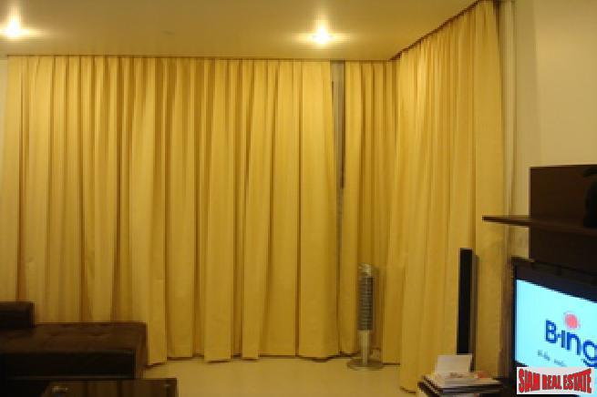Manhattan Chidlom | Nicely Decorated 2 Bed Condo with Canal Views in Chidlom-19