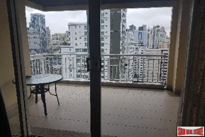 Wilshire Condo Sukhumvit 22 | Spacious Three Bedroom with City Views on Sukhumvit 22, Bangkok-1